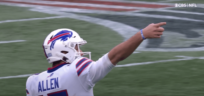 Josh Allen vs Patriots -- 2021